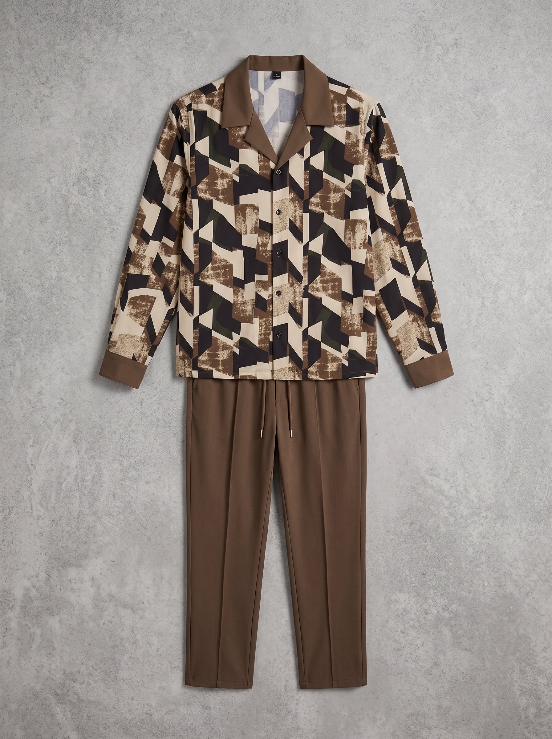 Completo camicia e pantalone geometrico