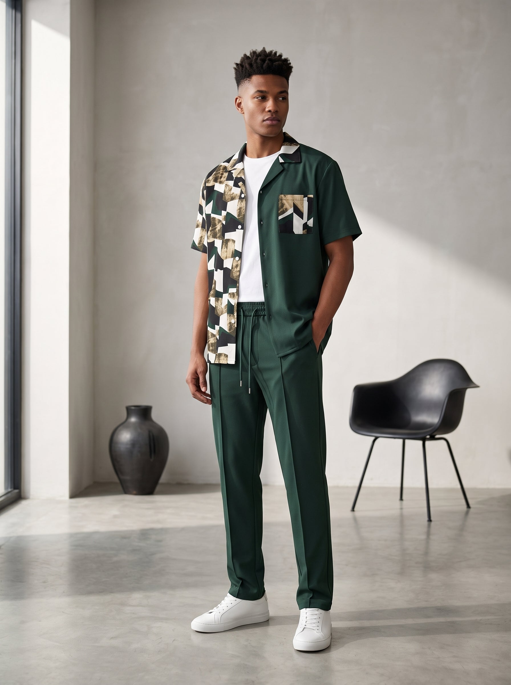 Completo camicia e pantalone fantasia geometrica